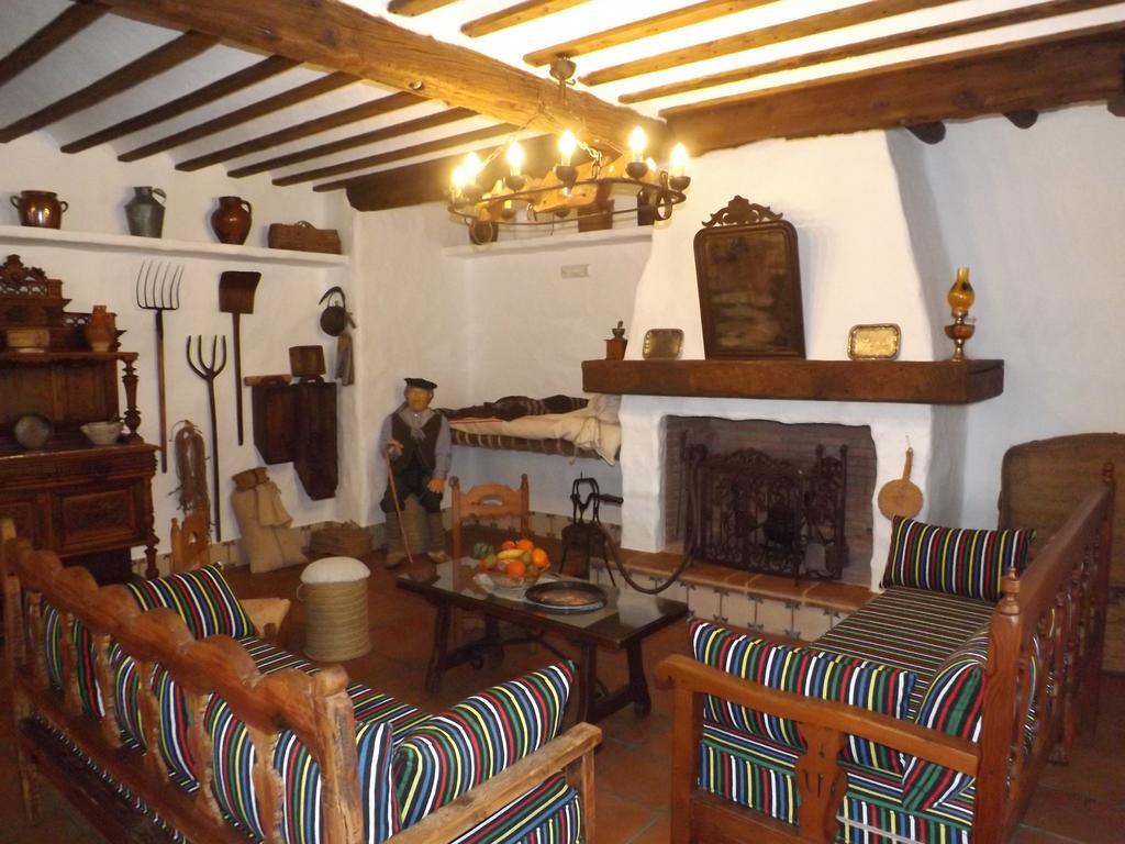 Casa Rural El Arriero Guest House Los Hinojosos ภายนอก รูปภาพ