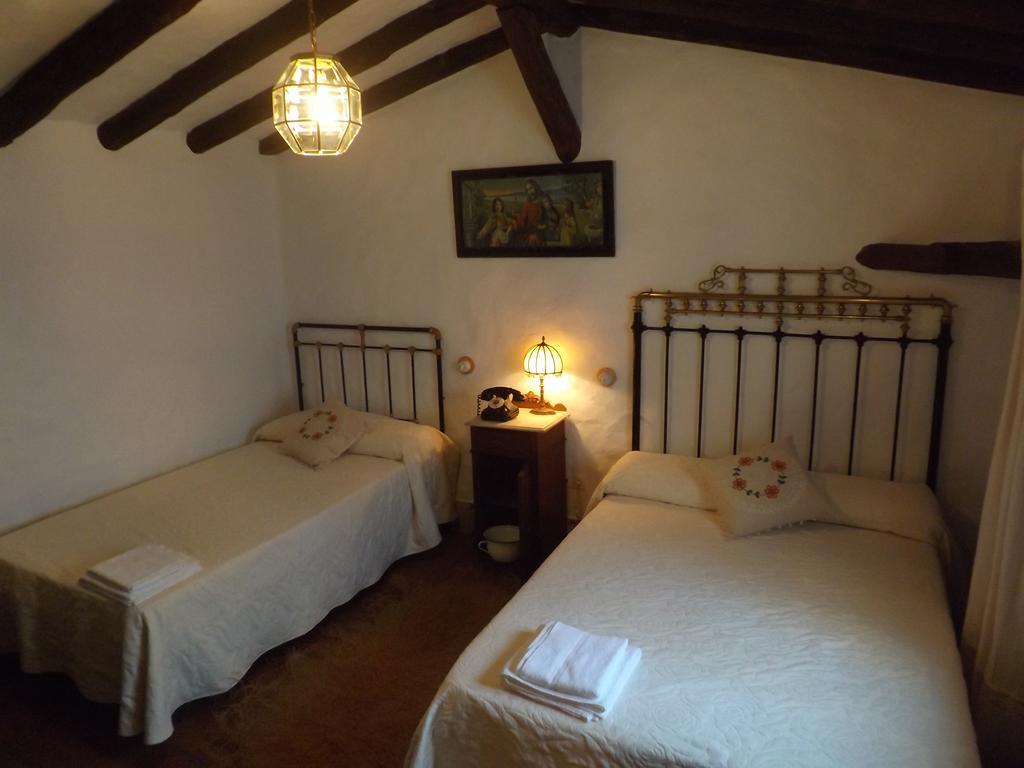 Casa Rural El Arriero Guest House Los Hinojosos ภายนอก รูปภาพ