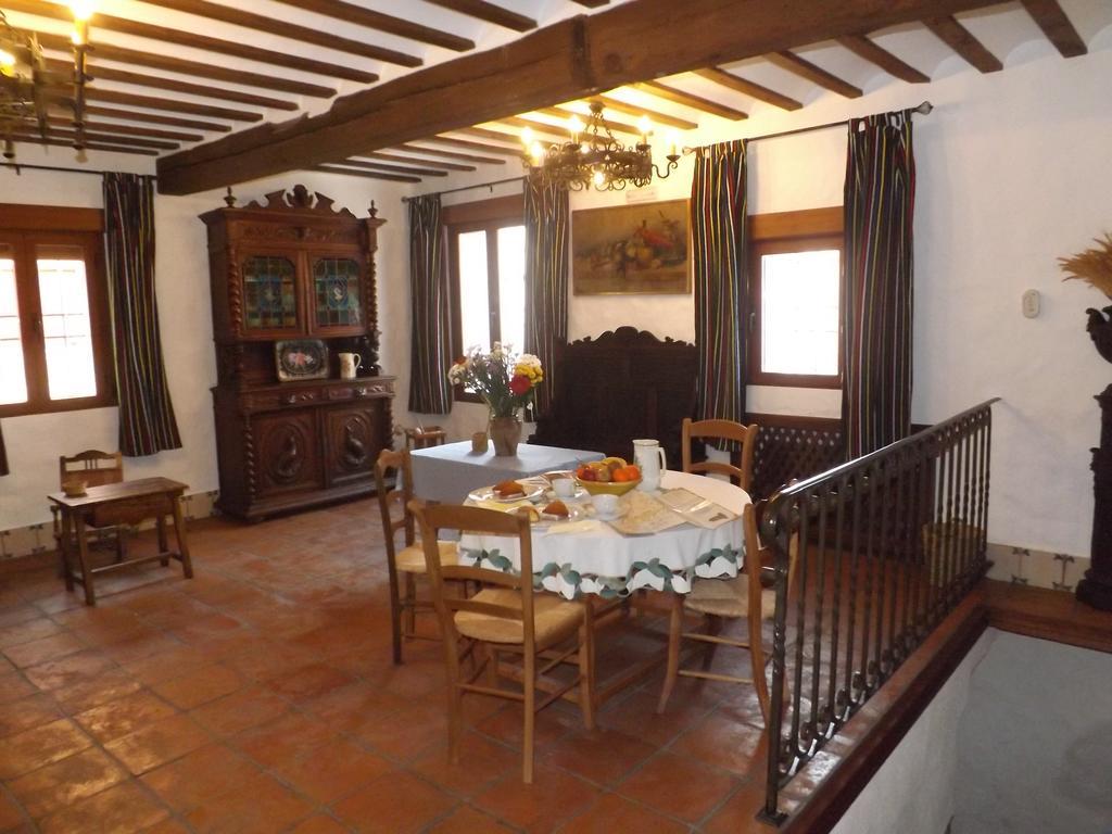 Casa Rural El Arriero Guest House Los Hinojosos ภายนอก รูปภาพ